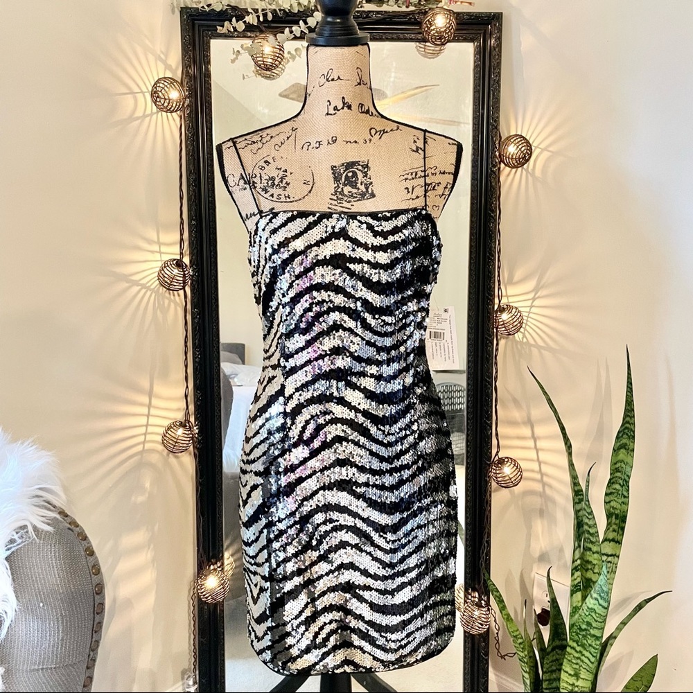 Aidan Mattox Zebra Sequin Dress Black Silver 6 NWT - Picture 4 of 16